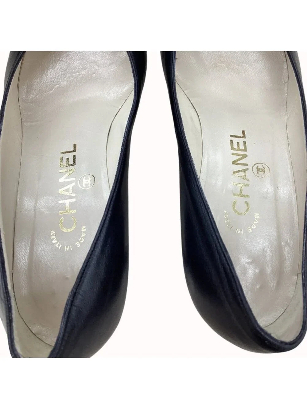 Chanel Pumps CC Logo Leather Black Heel